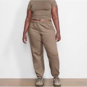 Skims fleece jogger